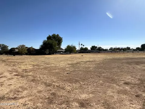 517 E Pony Ln, Gilbert, AZ 85295 photo 21