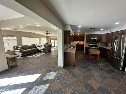 517 E Pony Ln, Gilbert, AZ 85295 photo 6