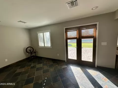 517 E Pony Ln, Gilbert, AZ 85295 photo 8