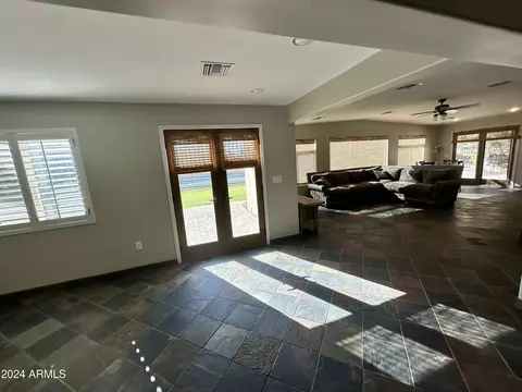 517 E Pony Ln, Gilbert, AZ 85295 photo 7