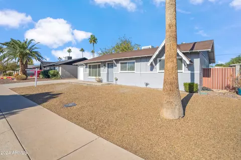 8622 E Cambridge Ave, Scottsdale, AZ 85257