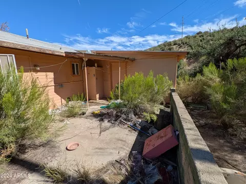 Exterior - 642 W Eagles Blf, Globe, AZ 85501 photo 6 of 7