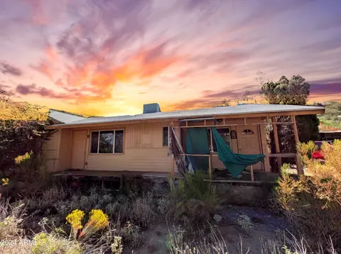 642 W Eagles Blf, Globe, AZ 85501