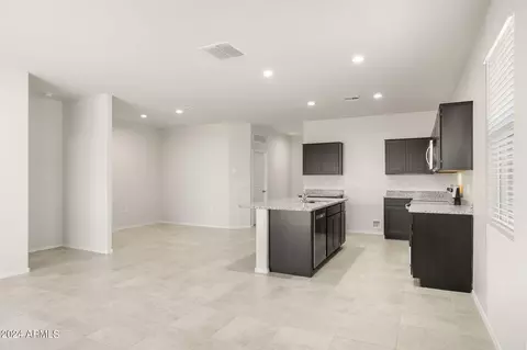 18368 W Chama Dr, Surprise, AZ 85387