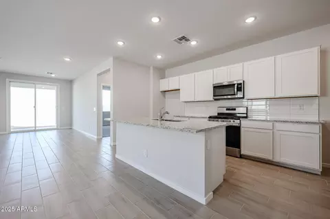 39980 W Bravo Dr, Maricopa, AZ 85138