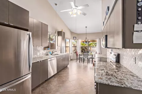 15227 S 28th St, Phoenix, AZ 85048 photo 8