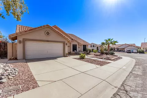 15227 S 28th St, Phoenix, AZ 85048 photo 2