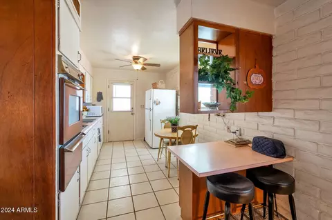 515 S Cardinal Dr, Apache Junction, AZ 85120 photo 5