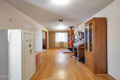 515 S Cardinal Dr, Apache Junction, AZ 85120 photo 8
