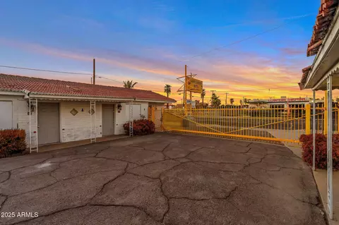 1945 W Van Buren St, Phoenix, AZ 85009