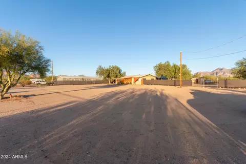 1937 N Valley Dr, Apache Junction, AZ 85120 photo 40