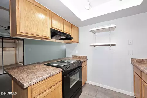 728 E Dobbins Rd, Phoenix, AZ 85042 photo 12