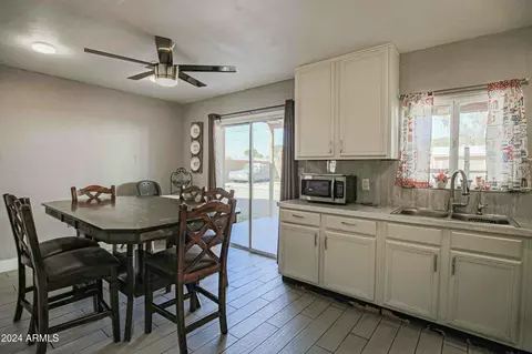 2902 E Chipman Rd, Phoenix, AZ 85040 photo 19