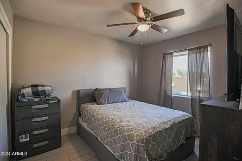 2902 E Chipman Rd, Phoenix, AZ 85040 photo 3
