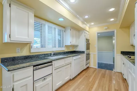 110 W Glenn Dr, Phoenix, AZ 85021 photo 14