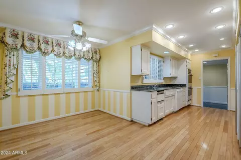 110 W Glenn Dr, Phoenix, AZ 85021 photo 10