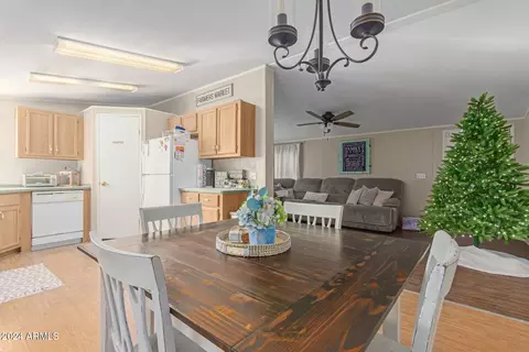 1322 W Summerside Rd, Phoenix, AZ 85041 photo 6