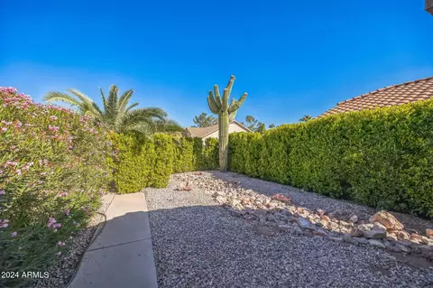 2531 E Granite View Dr, Phoenix, AZ 85048 photo 4