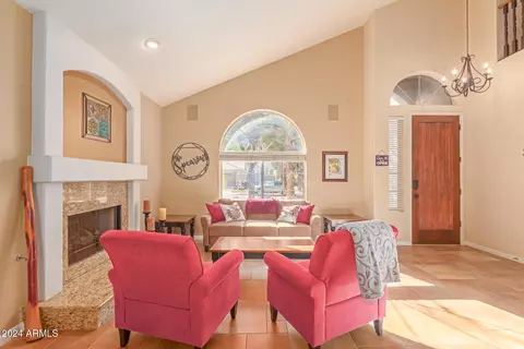 674 W Estrella Dr, Gilbert, AZ 85233 photo 8
