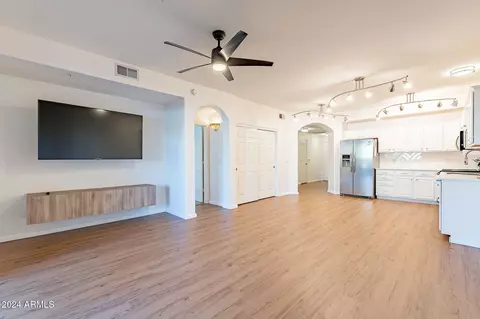 920 E Devonshire Ave #2019, Phoenix, AZ 85014