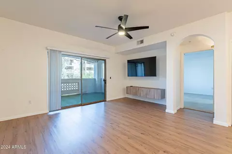 920 E Devonshire Ave #2019, Phoenix, AZ 85014 photo 14
