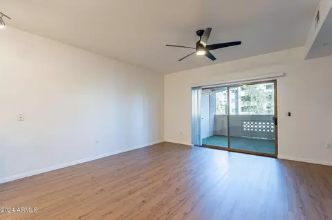 920 E Devonshire Ave #2019, Phoenix, AZ 85014 photo 13