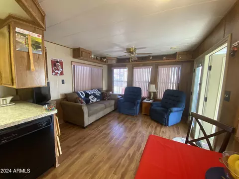 1084 S Shoshone Dr, Apache Junction, AZ 85119 photo 3