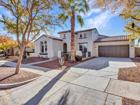 20497 W Crescent Dr, Buckeye, AZ 85396