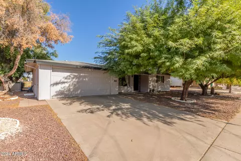 5836 E Dallas St, Mesa, AZ 85205 photo 2
