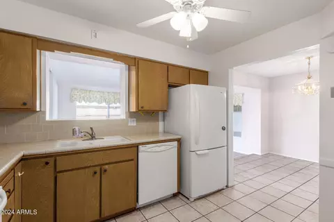 5836 E Dallas St, Mesa, AZ 85205 photo 11