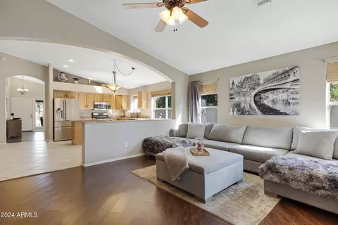 1633 E Carla Vista Dr, Gilbert, AZ 85295 photo 15