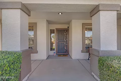 1633 E Carla Vista Dr, Gilbert, AZ 85295 photo 5