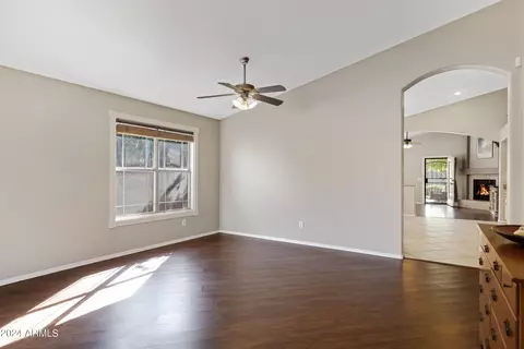 1633 E Carla Vista Dr, Gilbert, AZ 85295 photo 27