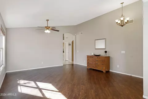 1633 E Carla Vista Dr, Gilbert, AZ 85295 photo 29