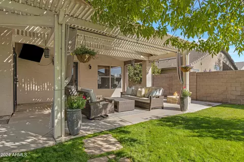 1633 E Carla Vista Dr, Gilbert, AZ 85295 photo 31