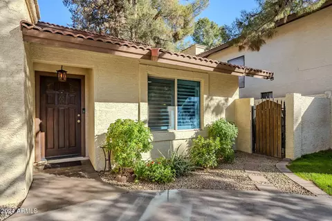220 E Pinon Way, Gilbert, AZ 85234 photo 2
