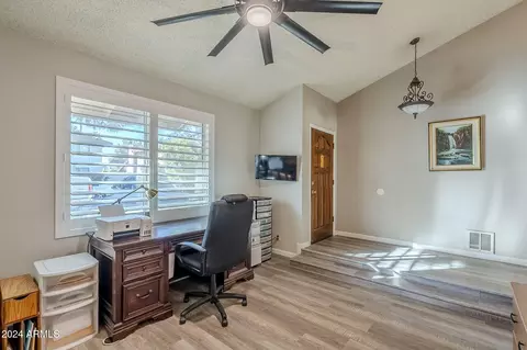 220 E Pinon Way, Gilbert, AZ 85234 photo 4