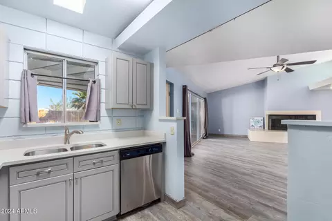 1732 E Dobbins Rd, Phoenix, AZ 85042 photo 10
