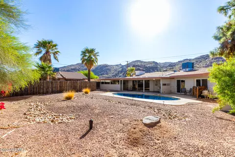 1732 E Dobbins Rd, Phoenix, AZ 85042