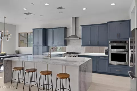Kitchen - 10161 E Strobe Ave, Mesa, AZ 85212 photo 2 of 7