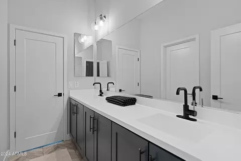 Bath - 10161 E Strobe Ave, Mesa, AZ 85212 photo 2 of 5