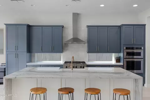 Kitchen - 10161 E Strobe Ave, Mesa, AZ 85212 photo 4 of 7