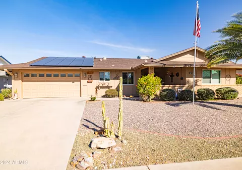 10518 W Mountain View Rd, Sun City, AZ 85351