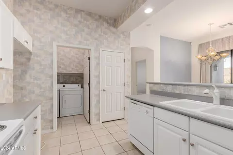 3131 E Legacy Dr #2010, Phoenix, AZ 85042 photo 11