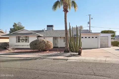 10623 W El Rancho Dr, Sun City, AZ 85351