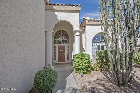4014 E Summerhaven Dr, Phoenix, AZ 85044 photo 3