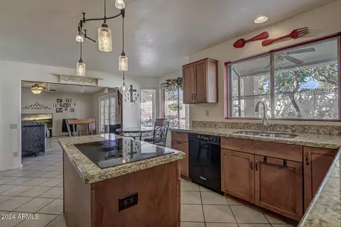 4014 E Summerhaven Dr, Phoenix, AZ 85044 photo 12