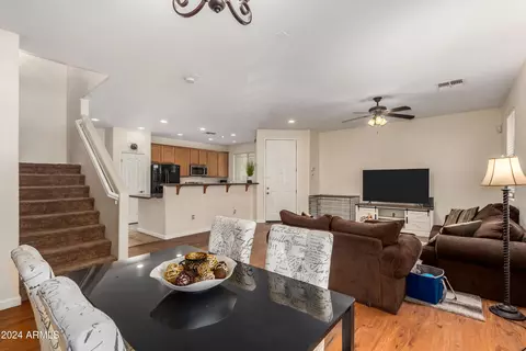 2840 E Dunbar Dr, Phoenix, AZ 85042 photo 3