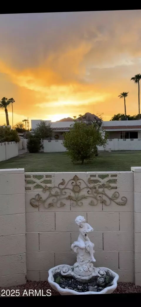 5210 N 78th Pl, Scottsdale, AZ 85250