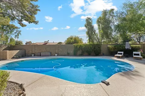 3927 E Paradise Dr, Phoenix, AZ 85028 photo 24